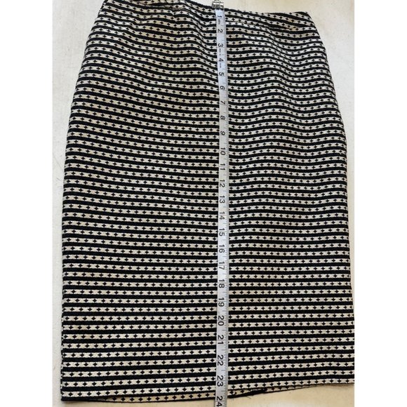 Merona Straight Pencil Knee Length Skirt Geometric Polyester Blend Women Size 4 - Picture 7 of 12